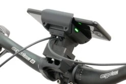 Adaptateur Pivotant 90° Pour Bosch SmartphoneGrip -Monde Du Velo adaptateur 900 pivotant bosch smartphonegrip monte avec option airtag 3840x2160