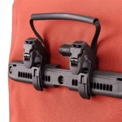 Ortlieb -Vario Plus - Sac à Dos & Sacoche Vélo 2en1 - 26 Litres -Monde Du Velo ortlieb vario plus 26 litres dark chili quick lock fixation 3840x2160