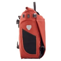 Ortlieb -Vario Plus - Sac à Dos & Sacoche Vélo 2en1 - 26 Litres -Monde Du Velo ortlieb vario plus 26 litres dark chili vue de cote 3840x2160