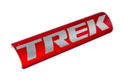 Trek - Cache Batterie Powerfly HT/FS 2023 24 Trek - Cache Batterie Powerfly HT/FS 2023 -Monde Du Velo trek powerfly ht et fs 2023 cache batterie red grey 3840x2160